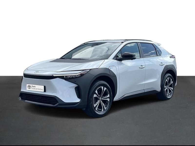 Usado Toyota bZ4X Premium 150 kW (204 HP) 2025 Branco (pintura metalizada especial) SUV