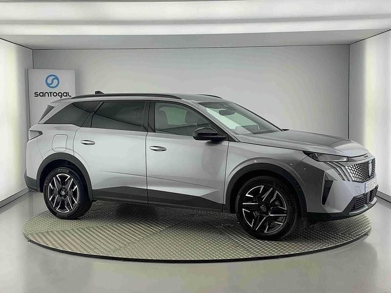 Cinza Usado 2024 Peugeot 5008 Allure Monovolume | € 35.990 - Imagem 1/4