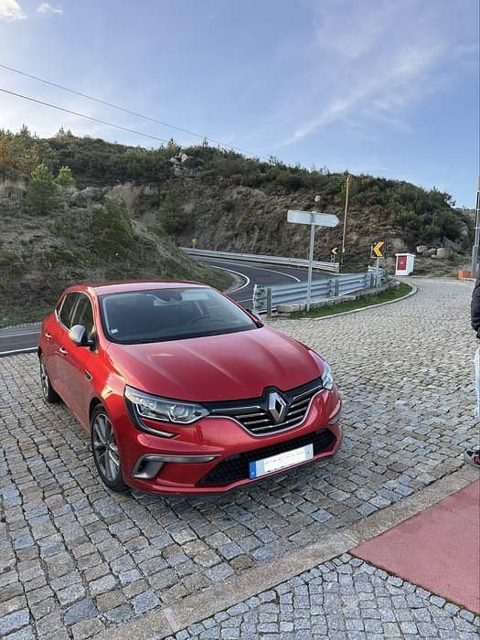 Usado 2017 Renault Mégane GT Line GT-Line Sedan | € 12.250 (Preço justo) - Imagem 1/4