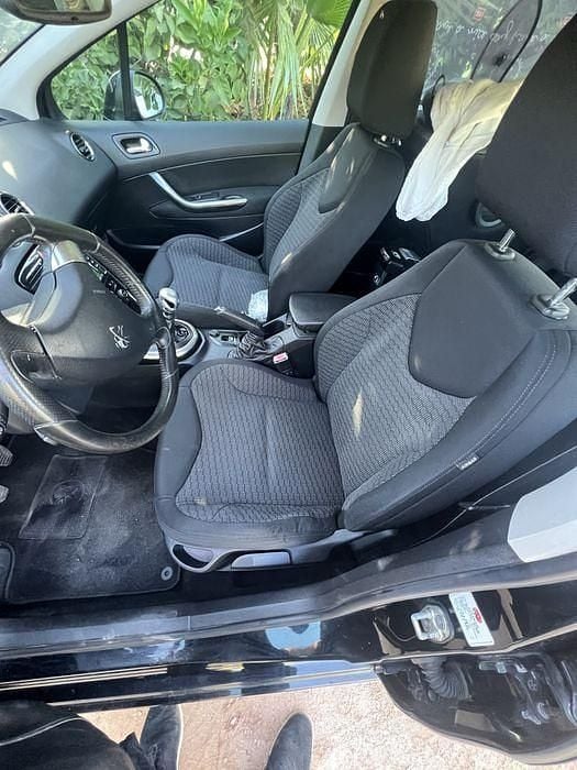 Usado Peugeot 308 Sport 112 HP (82 kW) 2011 Sedan