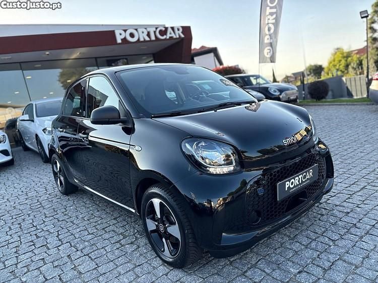 Preto Usado 2021 Smart ForFour Electric Drive Passion | € 13.999 (Preço justo) - Imagem 1/1