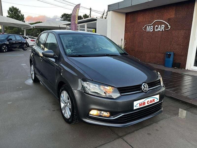 Cinzento Usado 2017 VW Polo | € 9.900 (Bom preço) - Imagem 1/4
