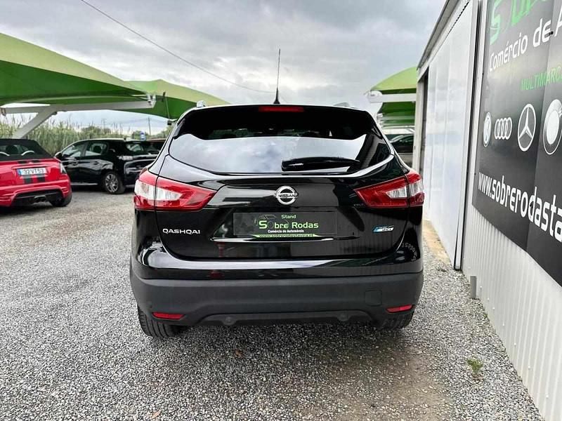 Usado Nissan Qashqai 360º 110 HP (80 kW) 2014 Preto SUV