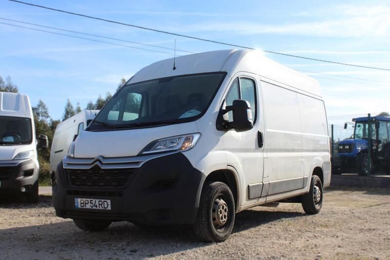 Branco Usado 2018 Citroën Jumper Monovolume | € 16.500 (Preço justo) - Imagem 1/4