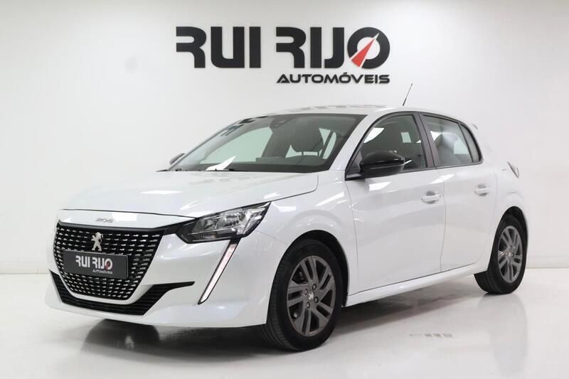 Branco Usado 2022 Peugeot 208 Active Citadino | € 14.900 (Preço justo) - Imagem 1/4