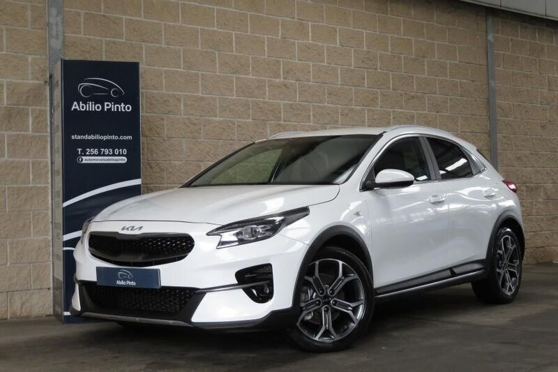 Branco Usado 2022 Kia XCeed SUV | € 18.750 (Preço elevado) - Imagem 1/4