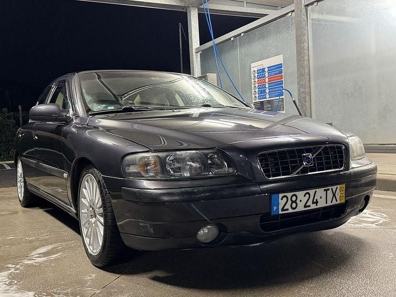 Usado 2002 Volvo S60 Sedan | € 5.000 (Bom preço) - Imagem 1/4