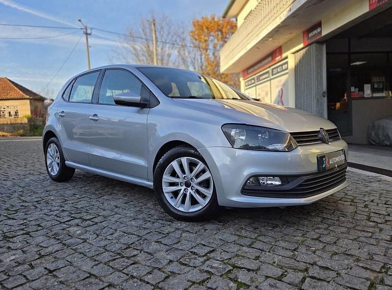 Cinza Usado 2016 VW Polo Citadino | € 9.500 (Preço justo) - Imagem 1/3