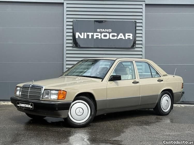 Amarelo Usado 1988 Mercedes 190 | € 11.850 - Imagem 1/1