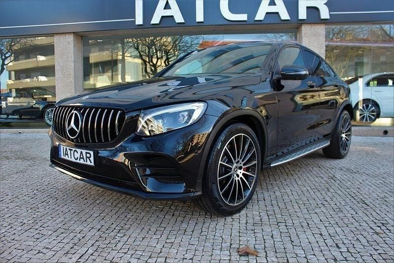 Usado Mercedes GLC250 AMG line 204 HP (150 kW) 2018 Preto Coupé