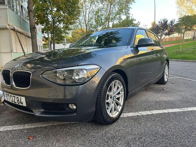 Usado 2014 BMW 116 Sport Line Citadino | € 10.990 (Bom preço) - Imagem 1/4