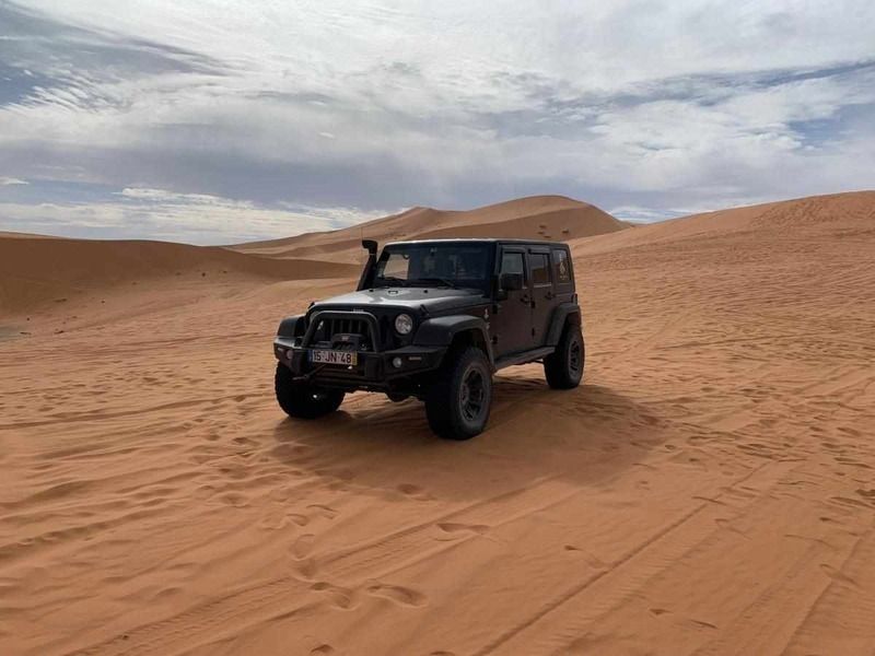 Preto Usado 2010 Jeep Wrangler SUV | € 52.999 - Imagem 1/4