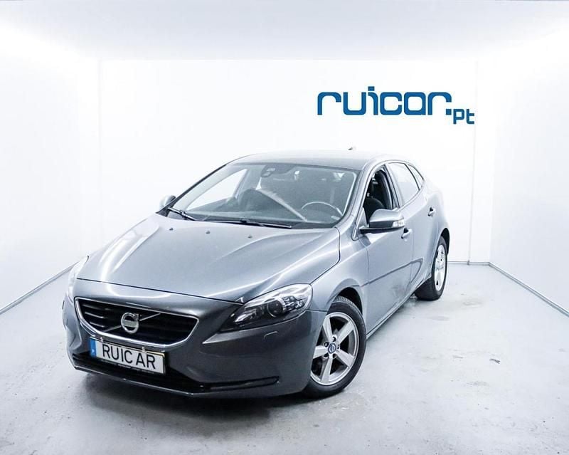 Cinzento Usado 2014 Volvo V40 Carrinha | € 12.950 (Preço justo) - Imagem 1/4