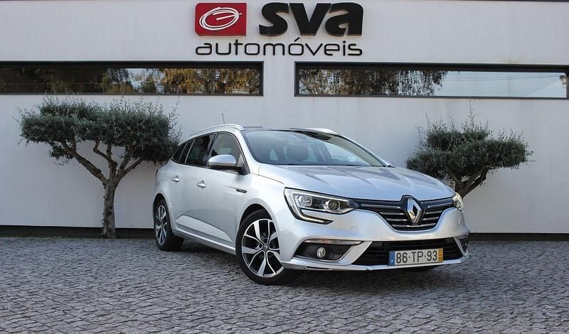 Cinza Usado 2017 Renault Mégane GrandTour Bose Edition Carrinha | € 14.500 (Preço justo) - Imagem 1/4