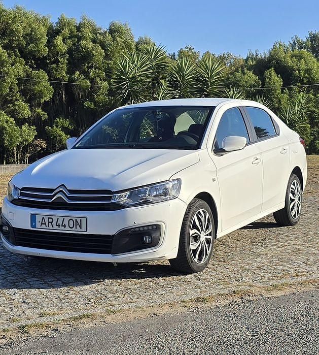 Usado 2018 Citroën C-Elysee I Sedan | € 4.200 - Imagem 1/4