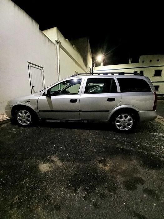 Usado 2001 Opel Astra Sedan | € 1.350 (Bom preço) - Imagem 1/4
