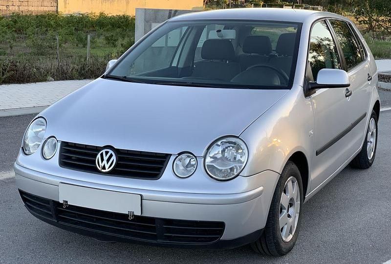 Usado 2003 VW Polo Sedan | € 3.499 (Caro) - Imagem 1/4