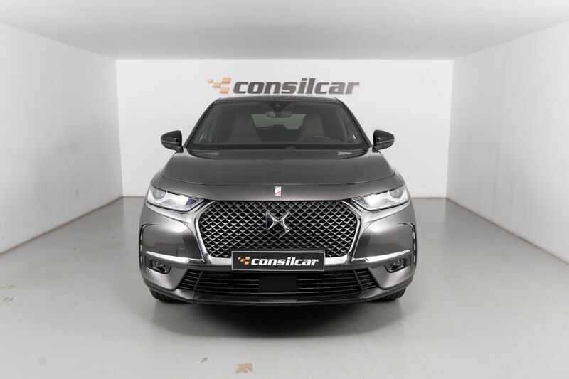 Cinza Usado 2021 DS Automobiles DS7 Crossback Grand Chic SUV | € 29.980 - Imagem 1/4