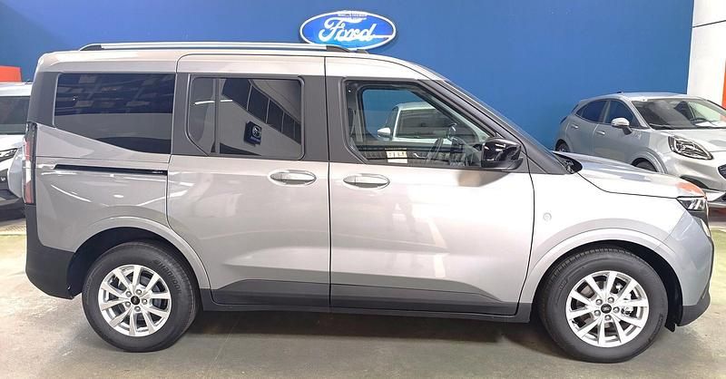Usado Ford Courier Titanium 125 HP (91 kW) 2025 Cinza Monovolume