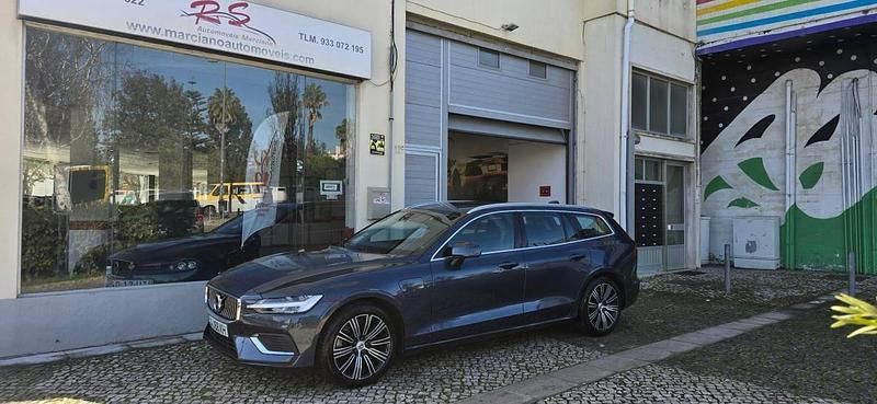 Usado Volvo V60 340 HP (250 kW) 2021 Antracite Carrinha