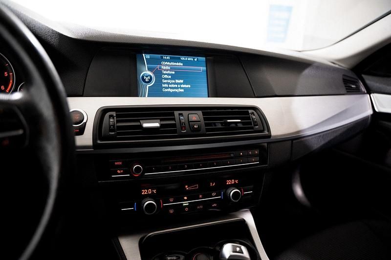 Usado BMW 520 184 HP (135 kW) 2011 Azul Sedan