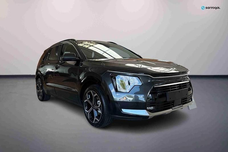 Cinzento Novo 2025 Kia Niro SUV | € 33.990 (Preço justo) - Imagem 1/4