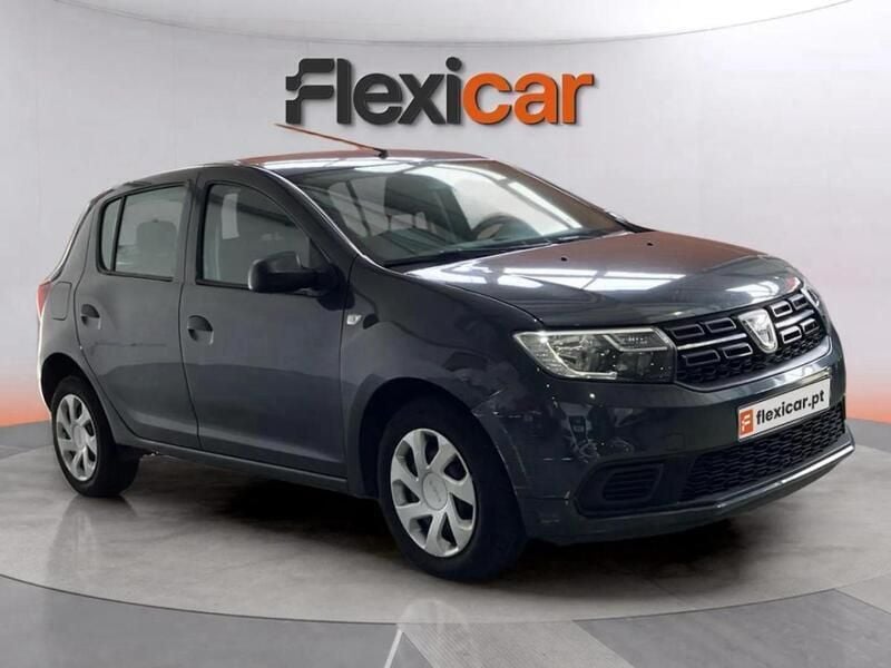 Cinza Usado 2019 Dacia Sandero Essentiel Citadino | € 9.990 (Preço justo) - Imagem 1/4