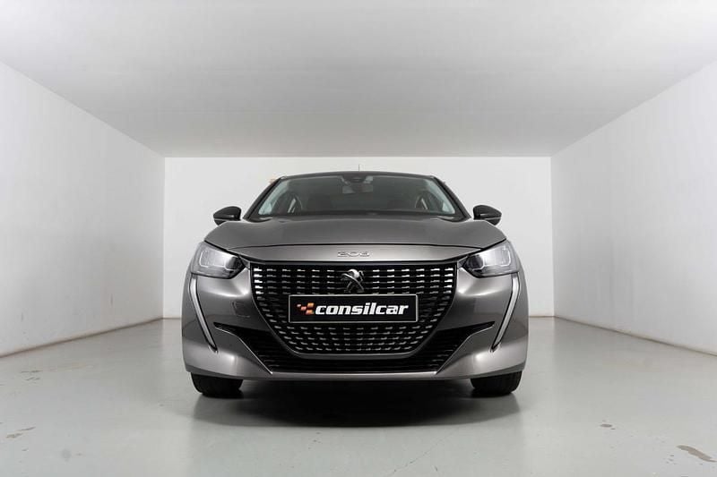Usado Peugeot 208 Active 75 HP (55 kW) 2022 Cinza antracite Citadino