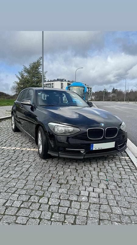 Usado BMW 116 116 HP (85 kW) 2012 Preto Citadino