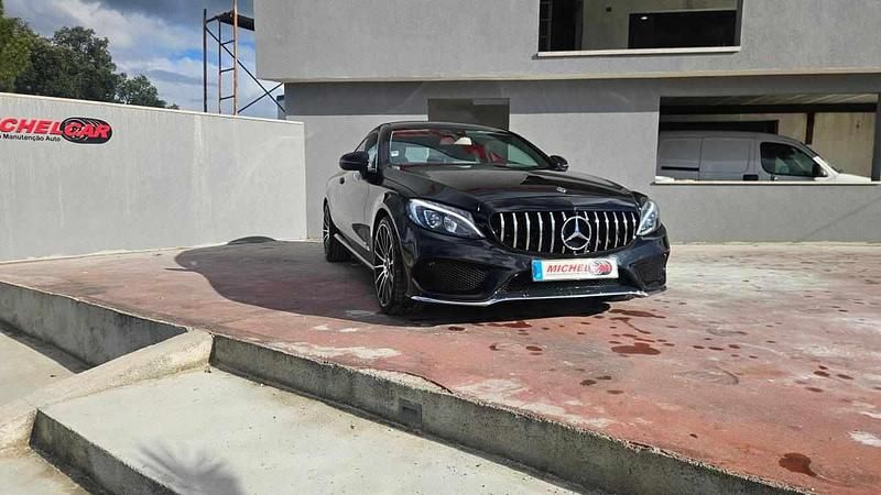 Usado Mercedes C220 170 HP (125 kW) 2017 Preto Coupé