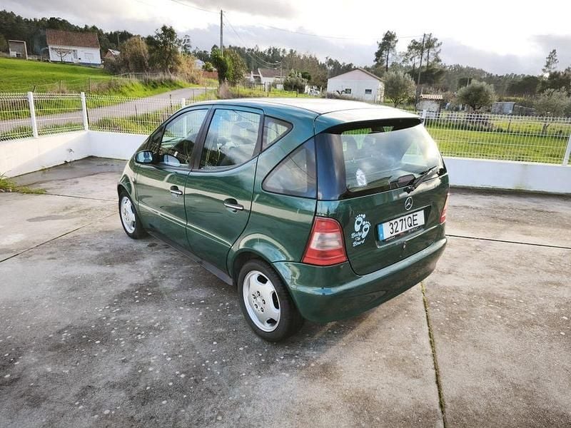 Usado 2000 Mercedes A140 Elegance Sedan | € 3.500 (Preço elevado) - Imagem 1/4