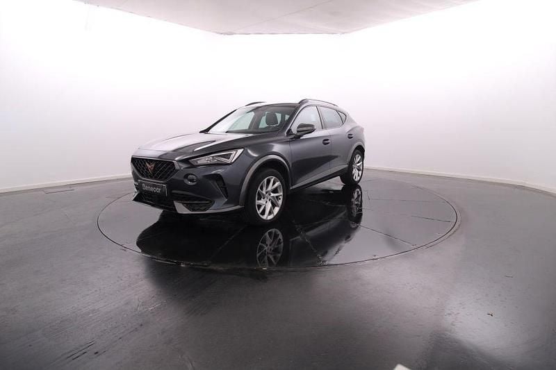 Cinzento Usado 2023 Cupra Formentor SUV | € 30.900 (Preço justo) - Imagem 1/4