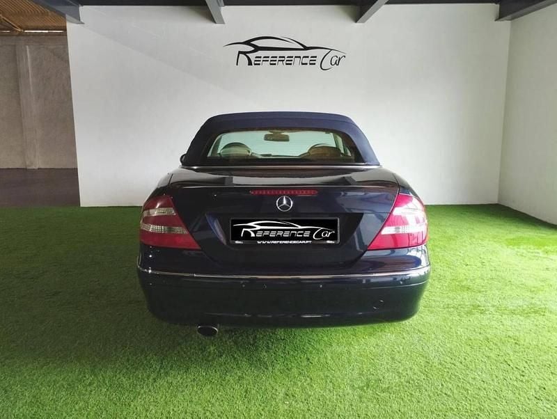 Usado Mercedes CLK200 163 HP (119 kW) 2003 Azul Cabrios