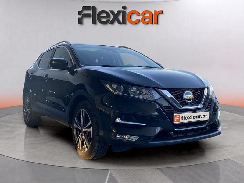 Usado Nissan Qashqai 140 HP (102 kW) 2019 Preto SUV