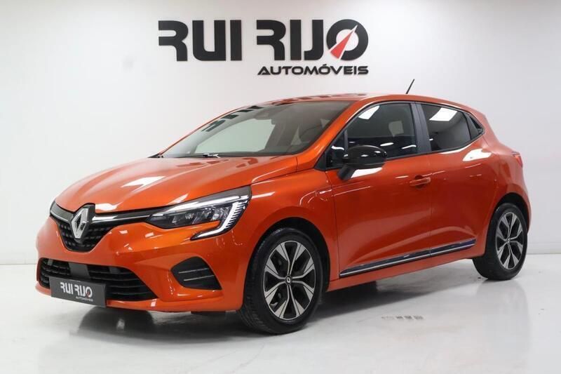 Laranja Usado 2022 Renault Clio V LIMITED | € 15.500 (Bom preço) - Imagem 1/4