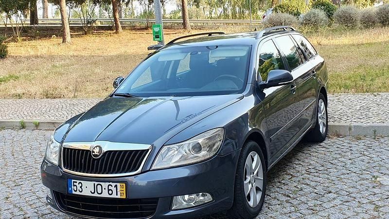 Usado 2010 Skoda Octavia Sedan | € 4.300 (Bom preço) - Imagem 1/4