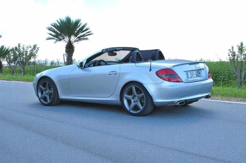 Cinzento Usado 2004 Mercedes SLK200 Cabrios | € 16.900 (Preço justo) - Imagem 1/4