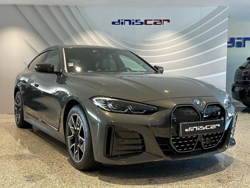 Cinza Usado 2022 BMW i4 Sedan | € 42.900 (Bom preço) - Imagem 1/4