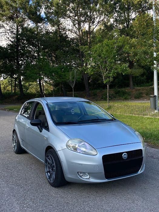 Usado Fiat Grande Punto 90 HP (66 kW) 2006 Citadino