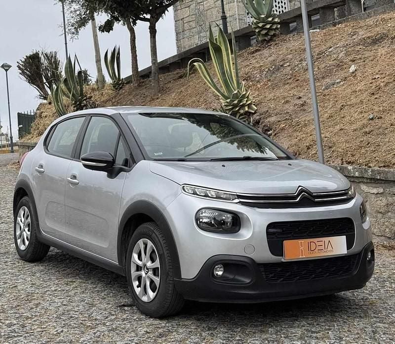Cinzento Usado 2018 Citroën C3 Citadino | € 9.950 (Preço justo) - Imagem 1/4