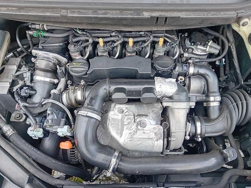 Usado Ford C-MAX 110 HP (80 kW) 2008 Monovolume