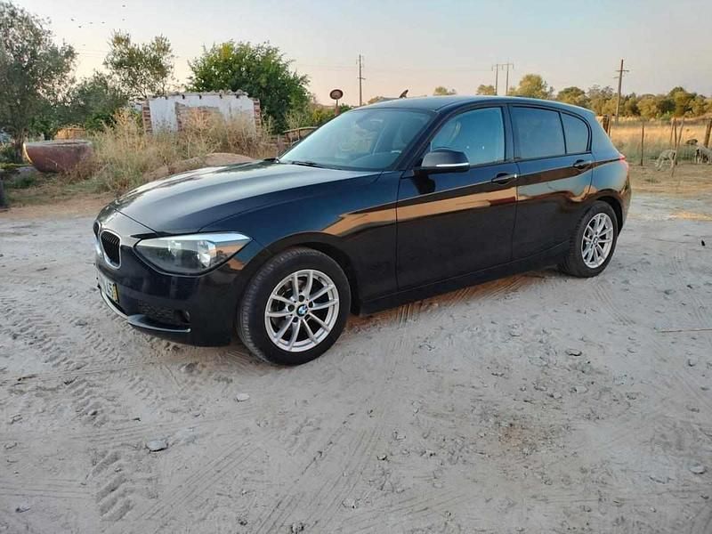 Preto Usado 2015 BMW 116 Citadino | € 11.000 (Preço justo) - Imagem 1/4