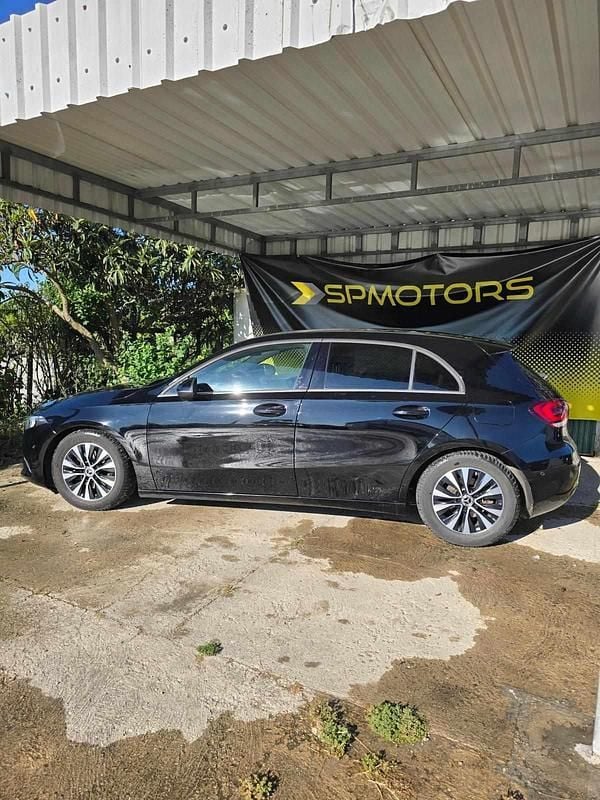 Usado Mercedes A160 109 HP (80 kW) 2020 Preto