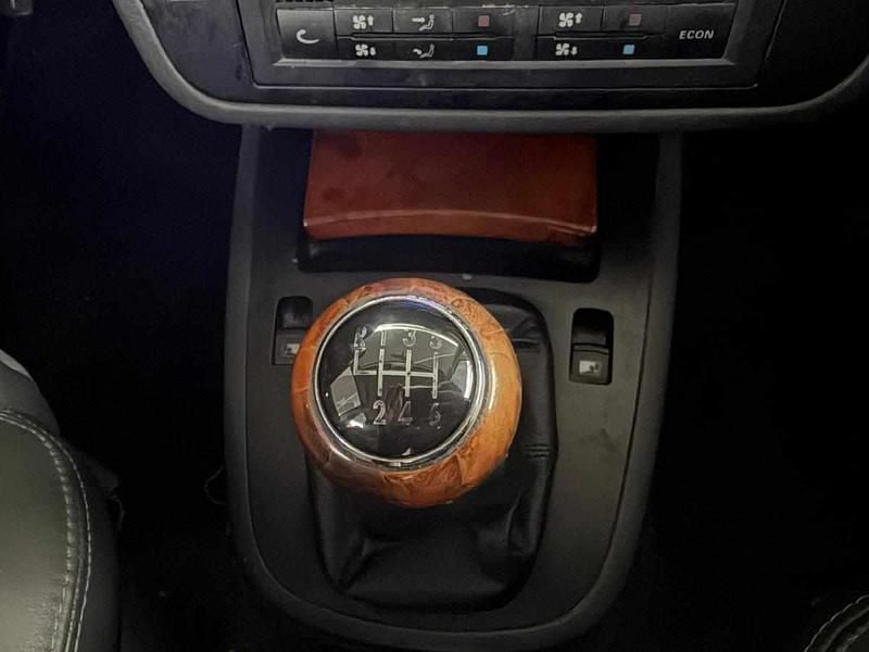 Usado VW Sharan 116 HP (85 kW) 2002 Cinzento Monovolume