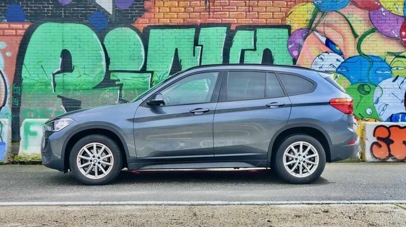 Cinzento Usado 2019 BMW X1 SUV | € 22.500 (Bom preço) - Imagem 1/4