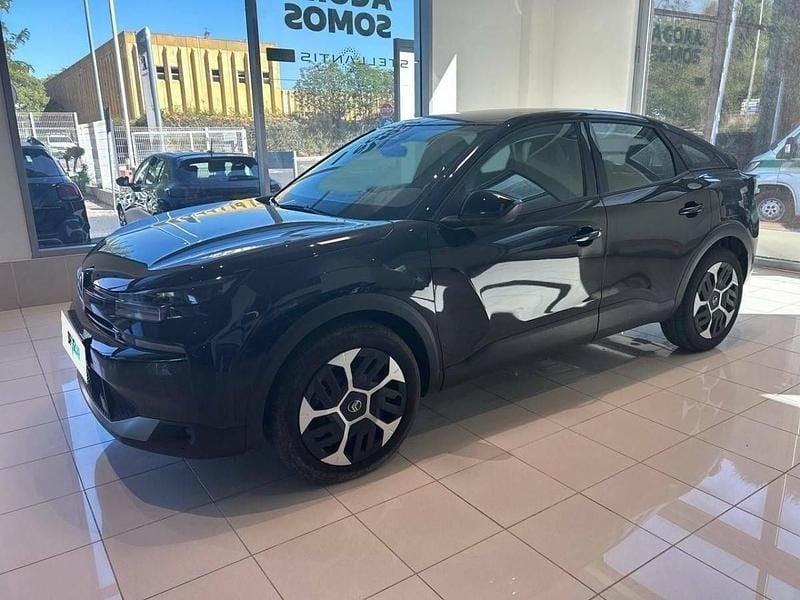 Preto Usado 2025 Citroën C4 PureTech Sedan | € 26.500 (Preço elevado) - Imagem 1/2