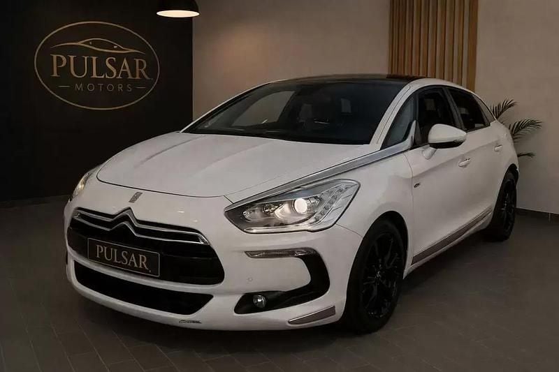 Usado Citroën DS5 Sport Chic 200 HP (147 kW) 2014 Branco Citadino