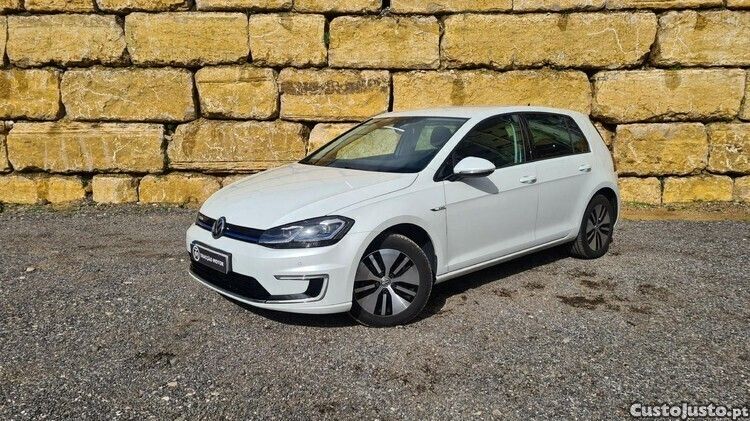 Branco Usado 2018 VW e-Golf Citadino | € 18.500 (Caro) - Imagem 1/1