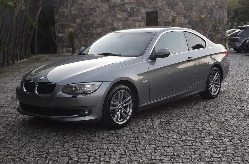 Usado 2010 BMW 320 | € 11.999 (Preço justo) - Imagem 1/4