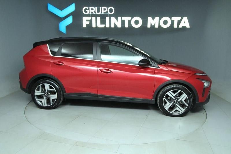 Vermelho Usado 2023 Hyundai Bayon Premium SUV | € 17.790 (Preço justo) - Imagem 1/4